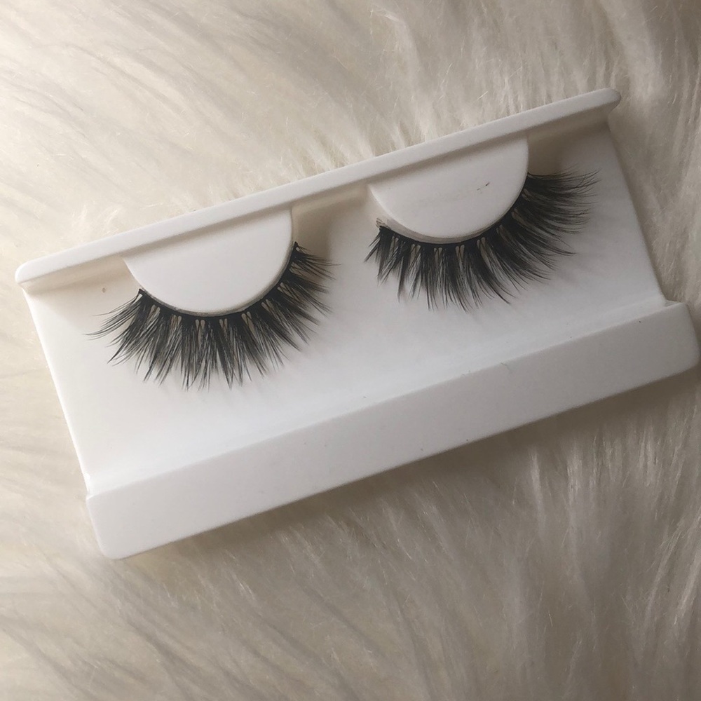 False lashes